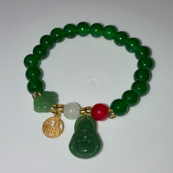 Green Jade Beaded Charm Bracelet with Gold Accents - Picture 3 of 5